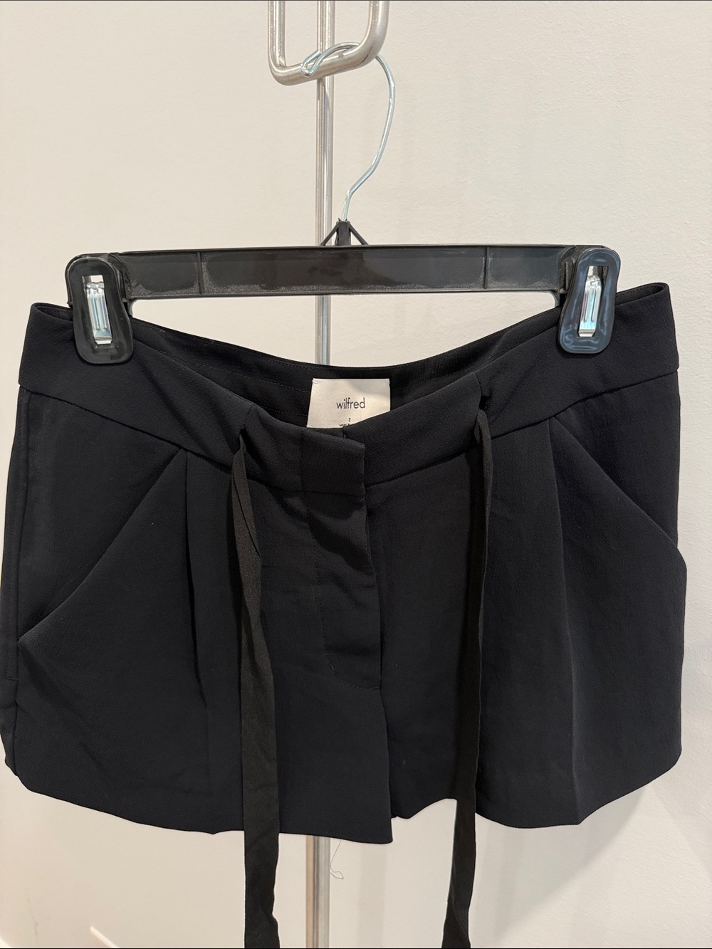 Wilfred Black Midrise Tie-Front Pleated Shorts